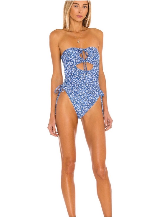 Tularosa Other - Tularosa - Dilara One-Piece in Blue Ditsy Blossom - Women’s - Lg